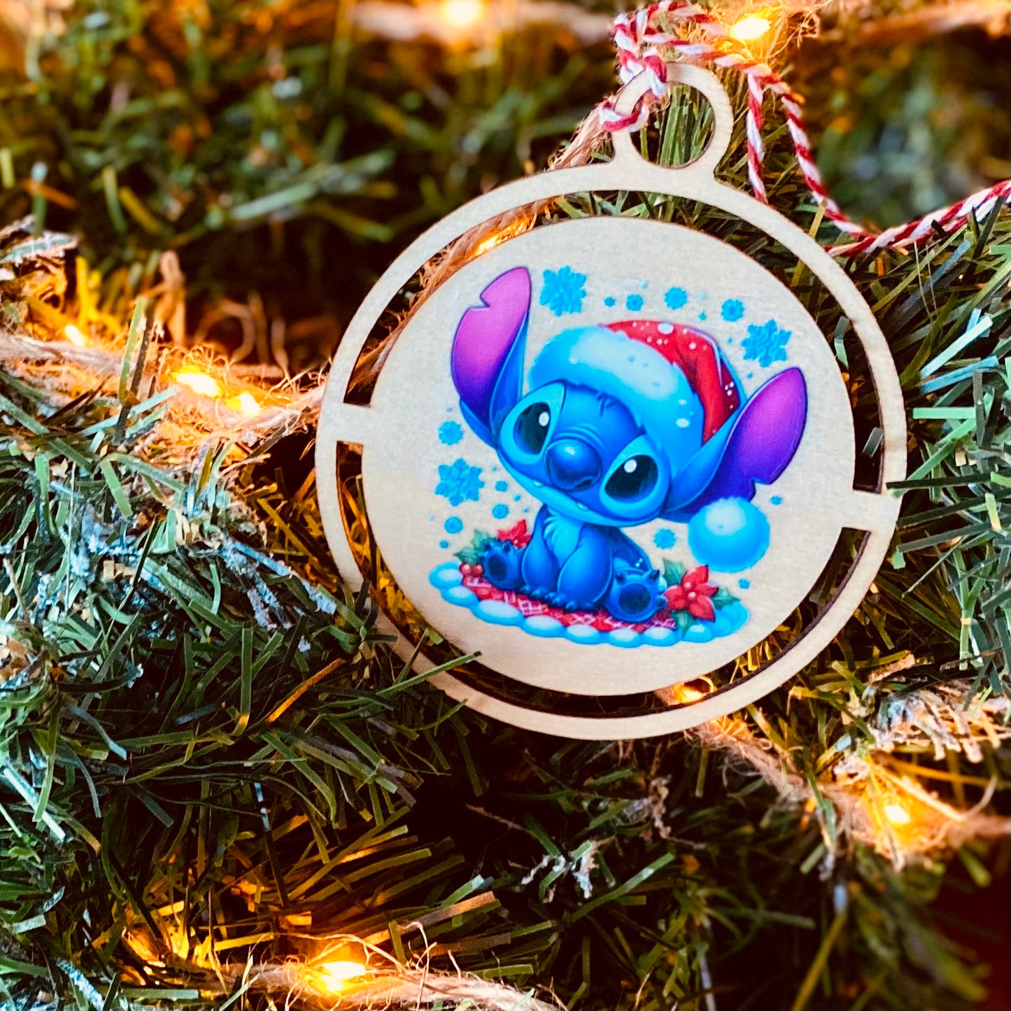 NOËL | Boule Noël Stitch | Grav' & Vous