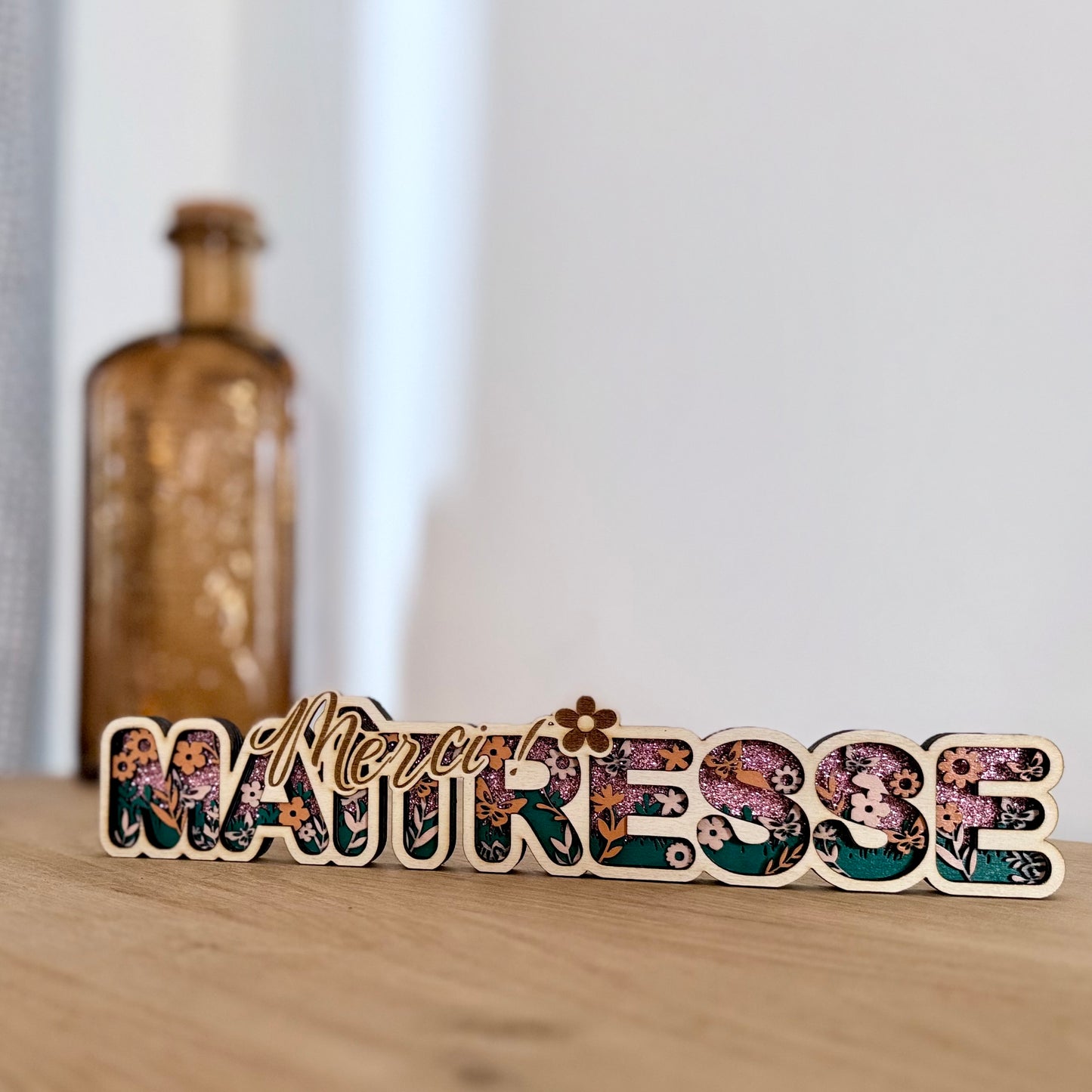 Merci Maîtresse | Décoration en bois fleurie | Grav' & Vous