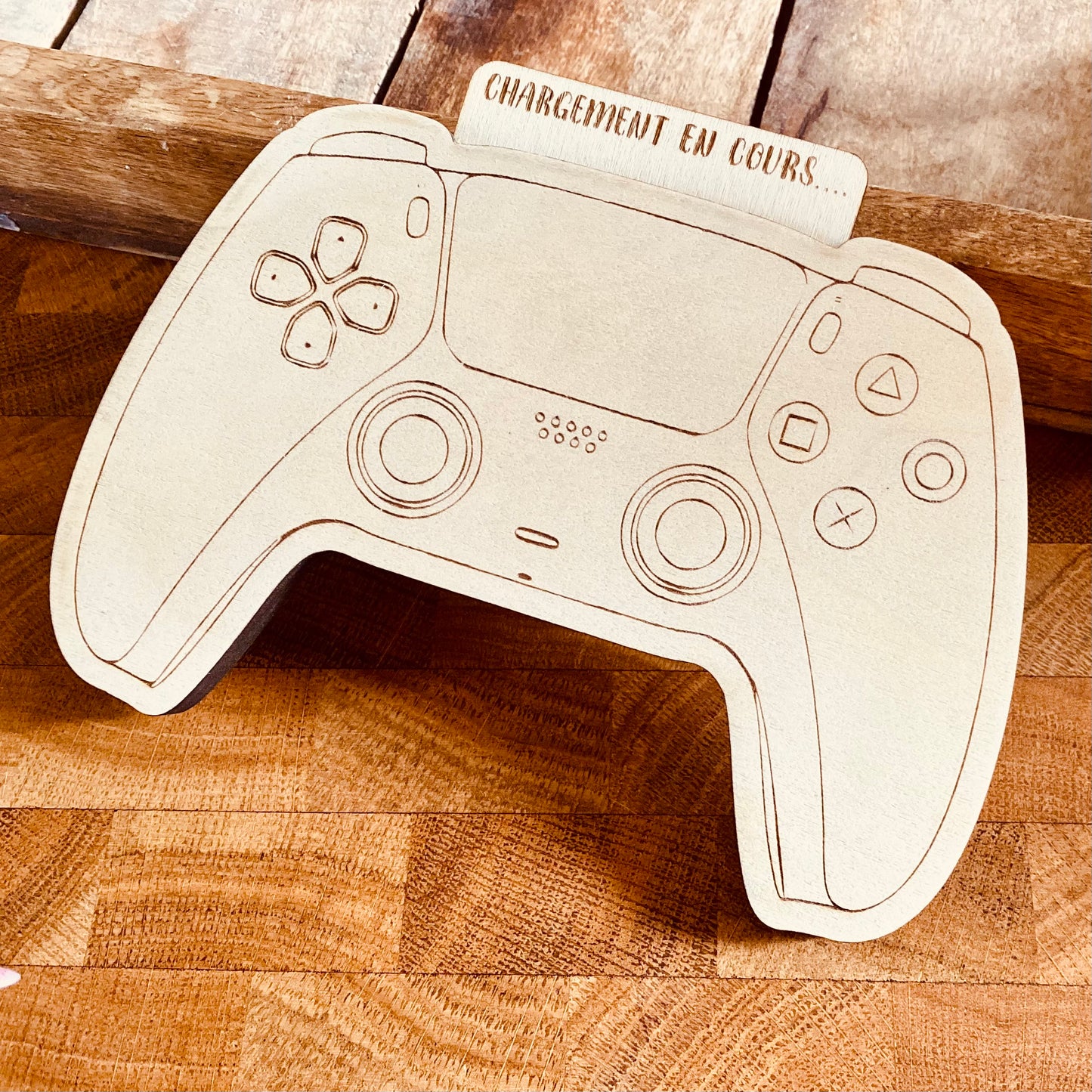 Manette en bois personnalisée | Annonce grossesse (réplique PS5) | Grav' & Vous