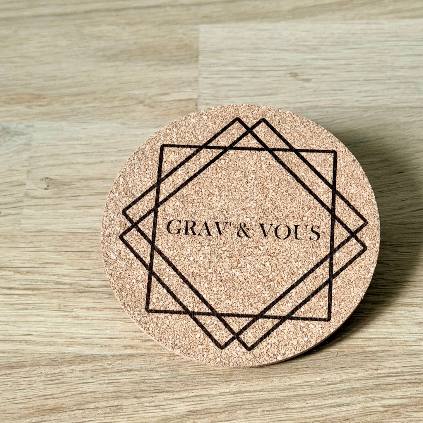 Dessous de verre personnalisés en liège – Gravure laser