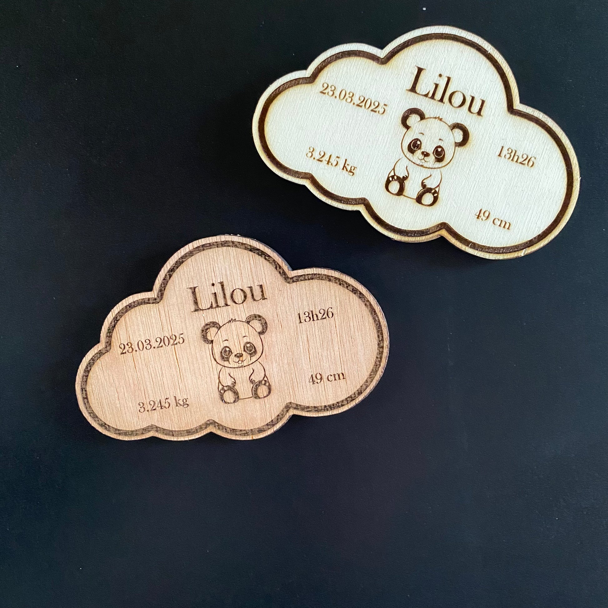 magnet en bois nuage gravé pour naissance, prénom et date