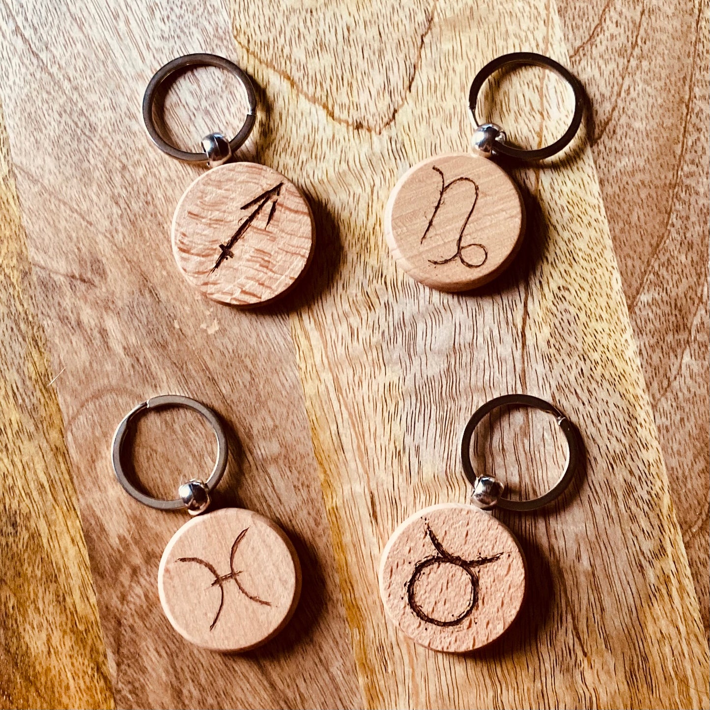 Porte-clés bois | Signe astrologique | Grav' & Vous