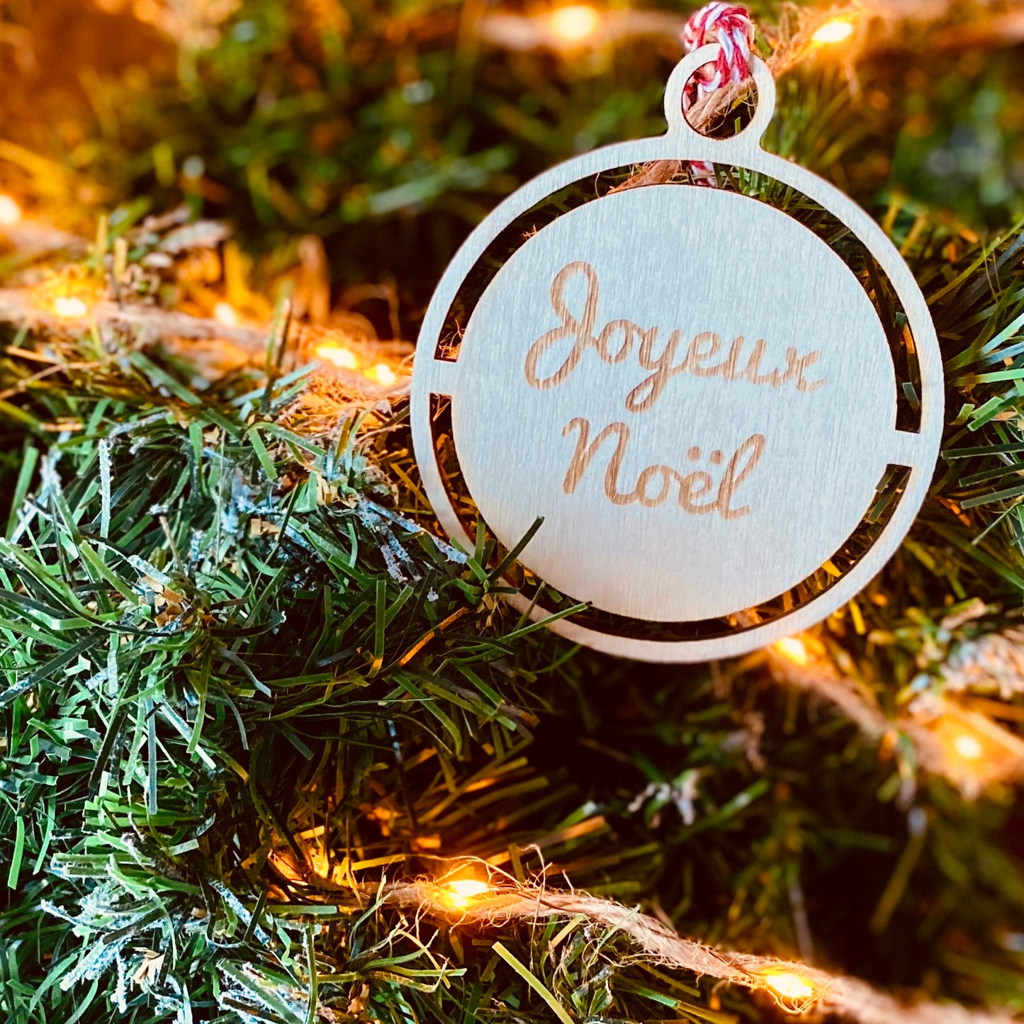 NOËL | Boule Noël Stitch | Grav' & Vous