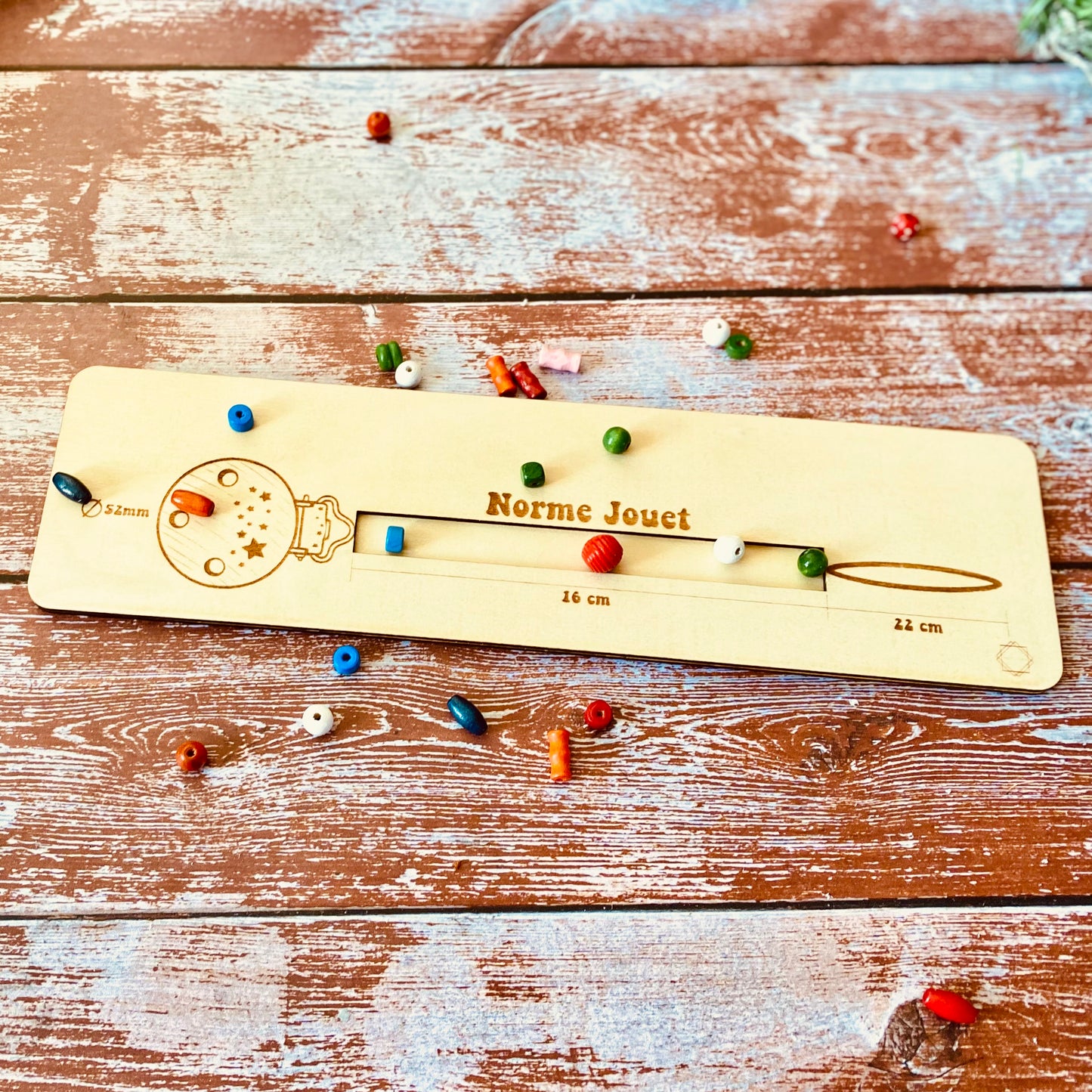 Gabarit Attache-Tétine | Norme Jouet | Grav' & Vous