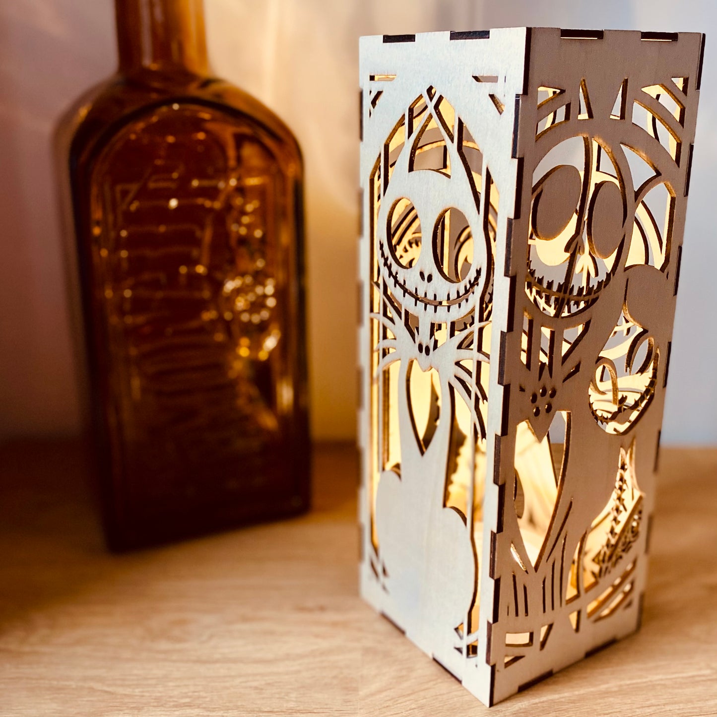 Lampe décorative en bois | Ajourée | Grav' & Vous