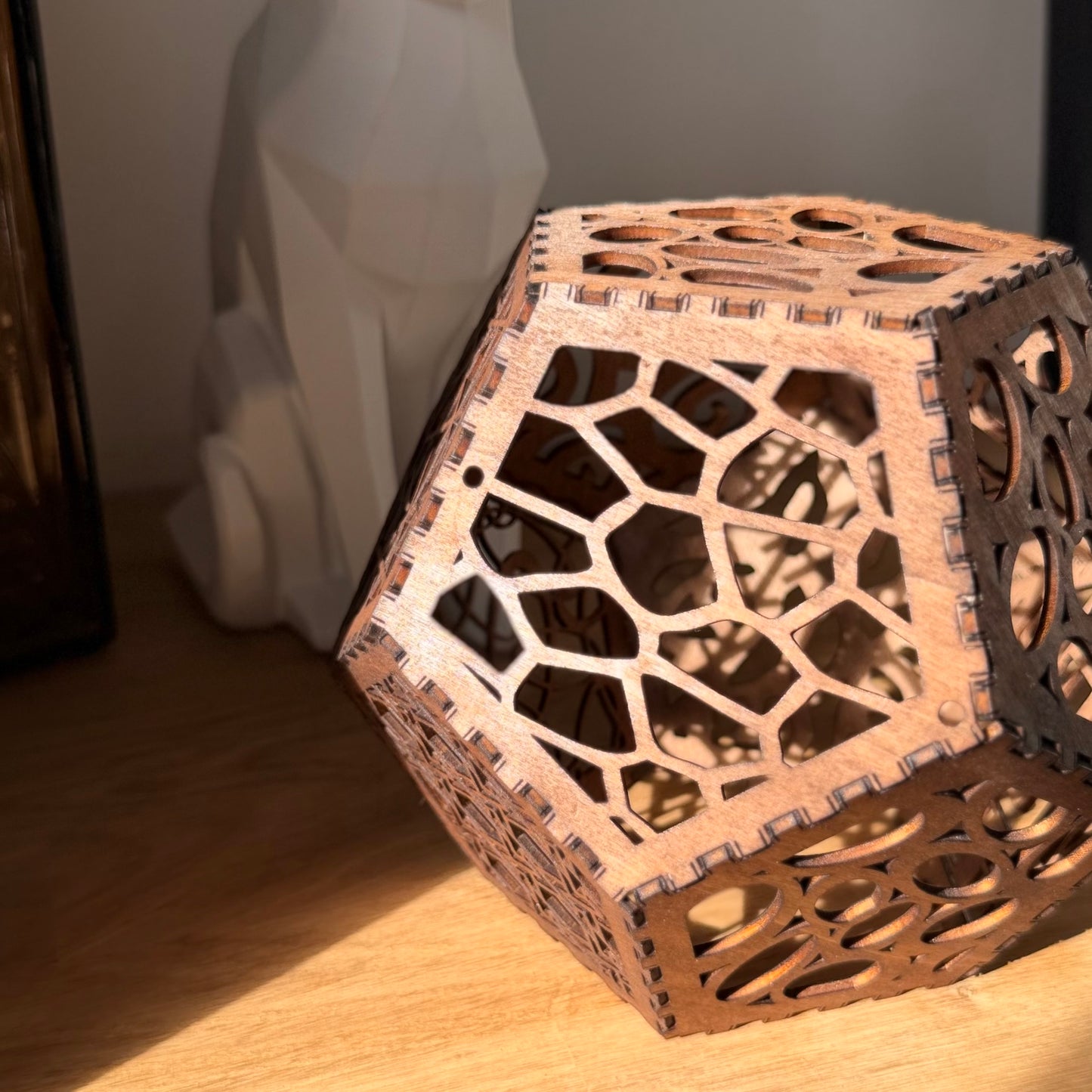 Lampe Dodécaèdre | Lampe de table | Grav' & Vous