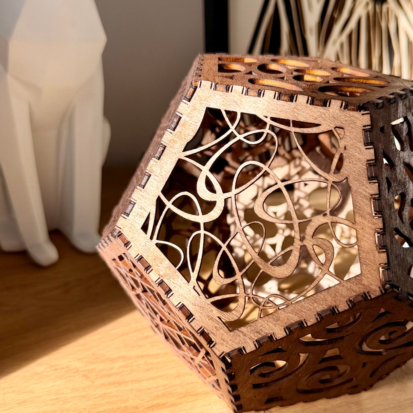 Lampe Dodécaèdre | Lampe de table | Grav' & Vous