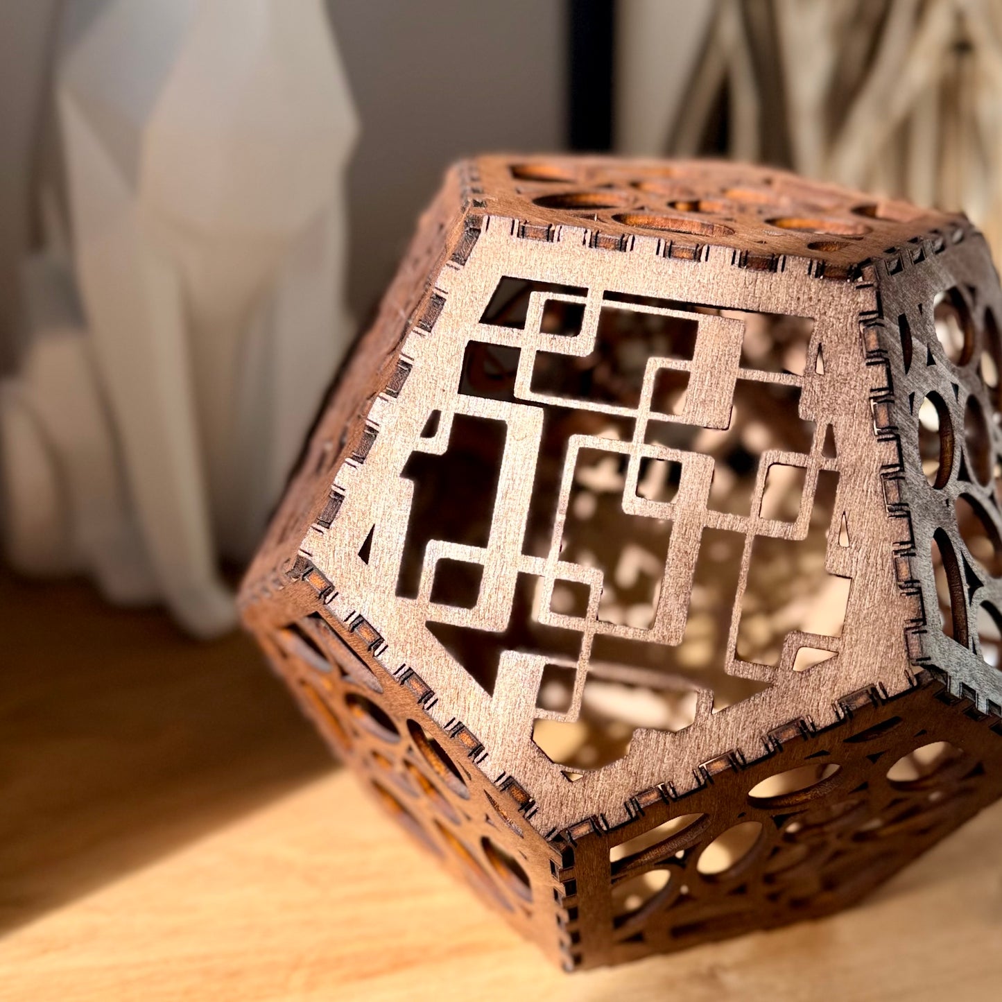 Lampe Dodécaèdre | Lampe de table | Grav' & Vous