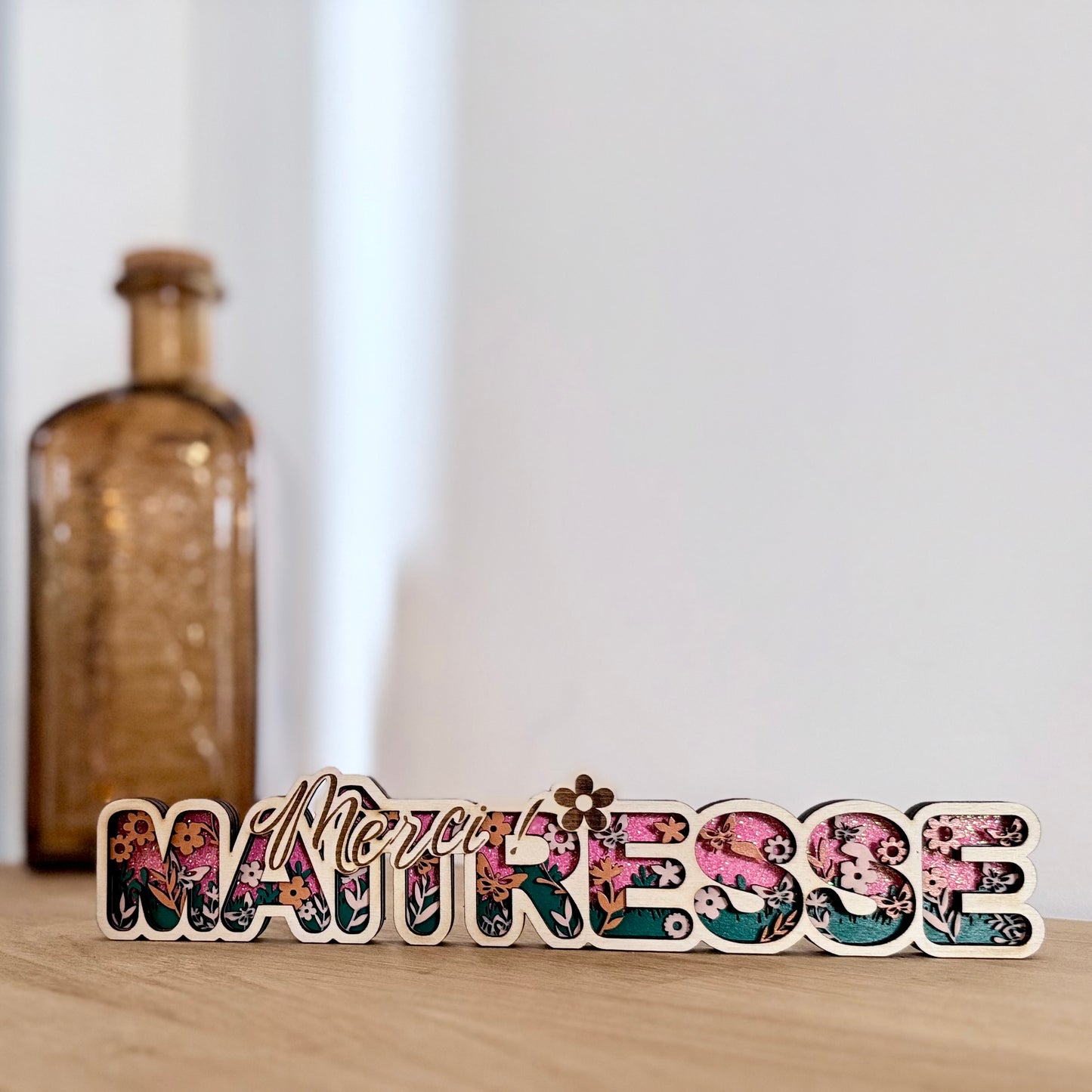 Merci Maîtresse | Décoration en bois fleurie | Grav' & Vous