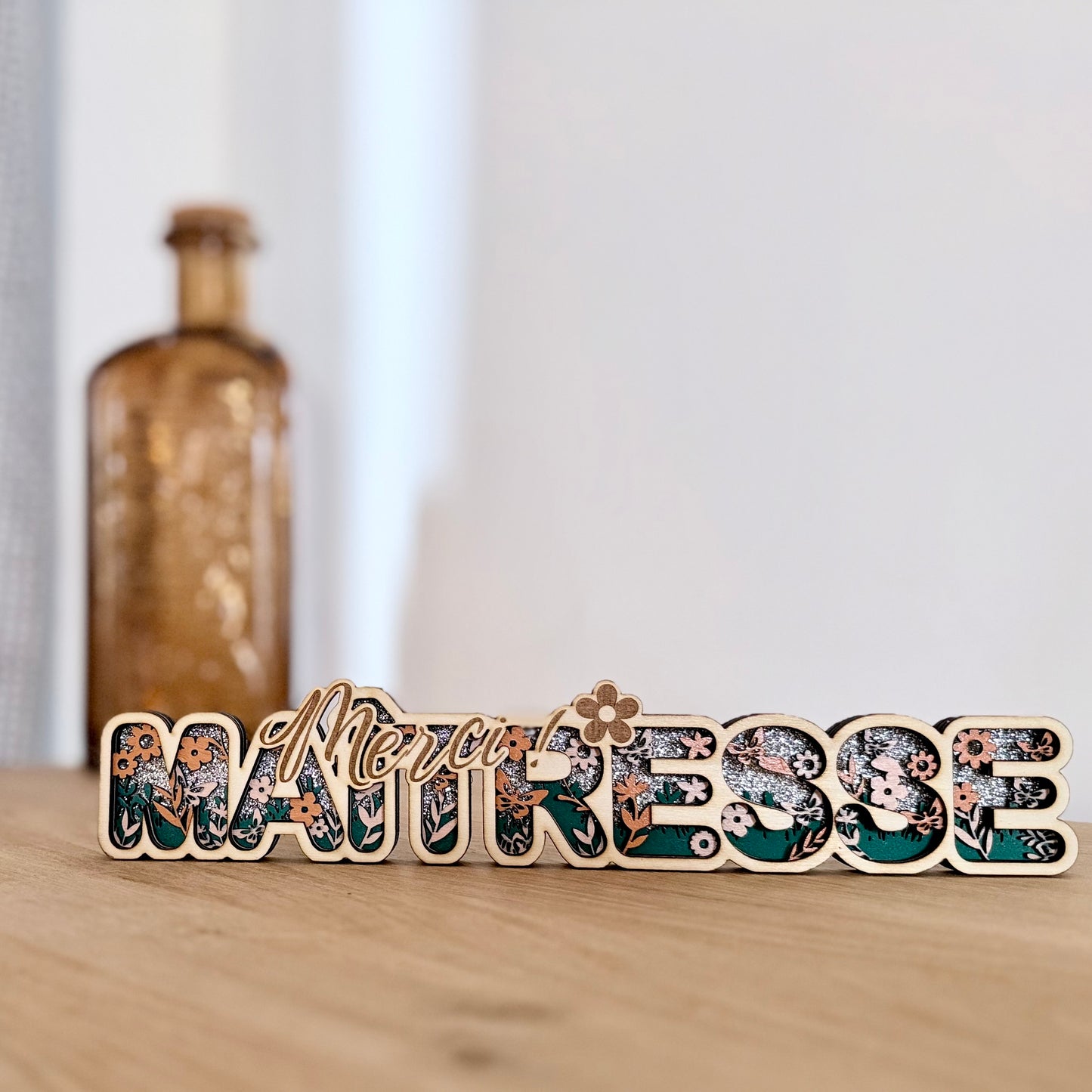 Merci Maîtresse | Décoration en bois fleurie | Grav' & Vous