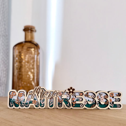 Merci Maîtresse | Décoration en bois fleurie | Grav' & Vous