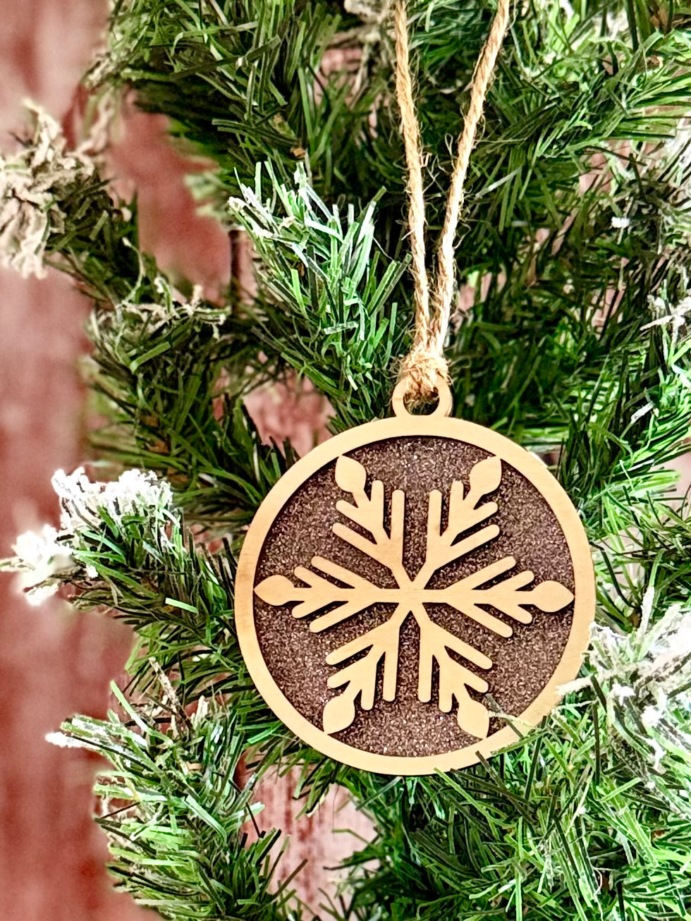 Boule de Noël en bois | Flocon | Grav' & Vous